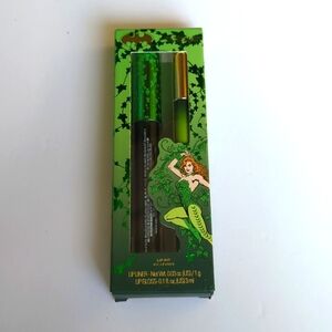 DC X Revolution Lucky Kiss Poison Ivy Green Harley Quinn Lip Kit